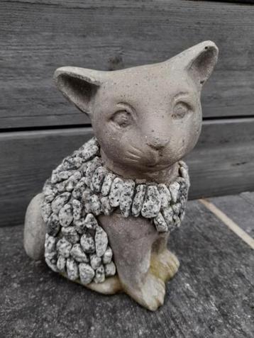 Statue jardin chat en pierre beschikbaar voor biedingen