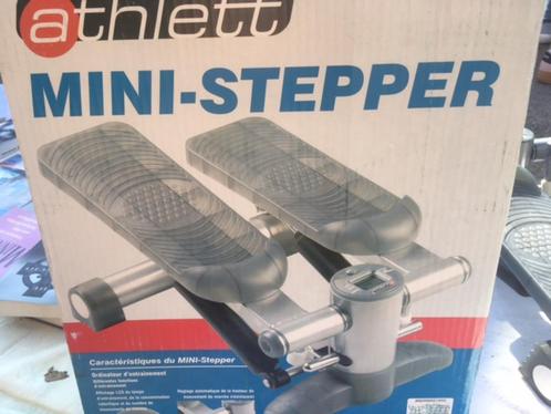 mini stepper, Sport en Fitness, Fitnessapparatuur, Zo goed als nieuw, Stepapparaat, Benen, Kunststof, Ophalen