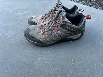 Merrell wandelschoenen maat 42 – stevig & comfortabel beschikbaar voor biedingen