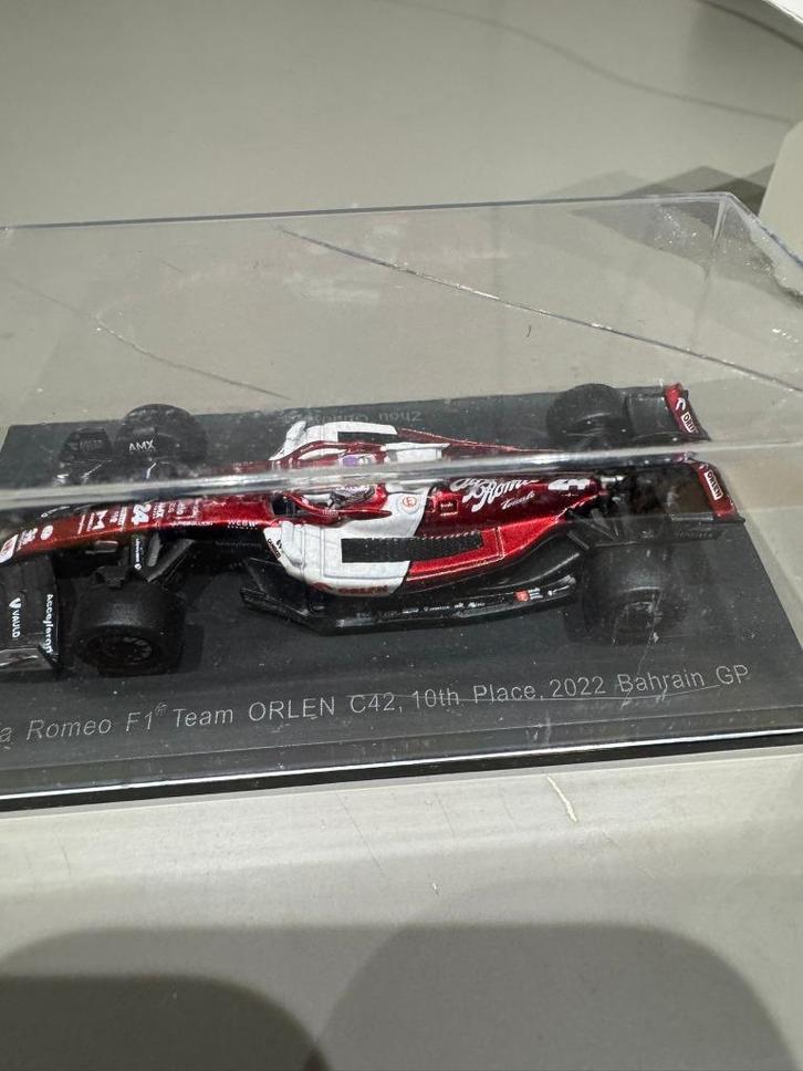 sparky f1 Alfa Romeo F1 C42 1:64, Hobby en Vrije tijd, Modelauto's | Overige schalen, Zo goed als nieuw, Auto, Ophalen of Verzenden