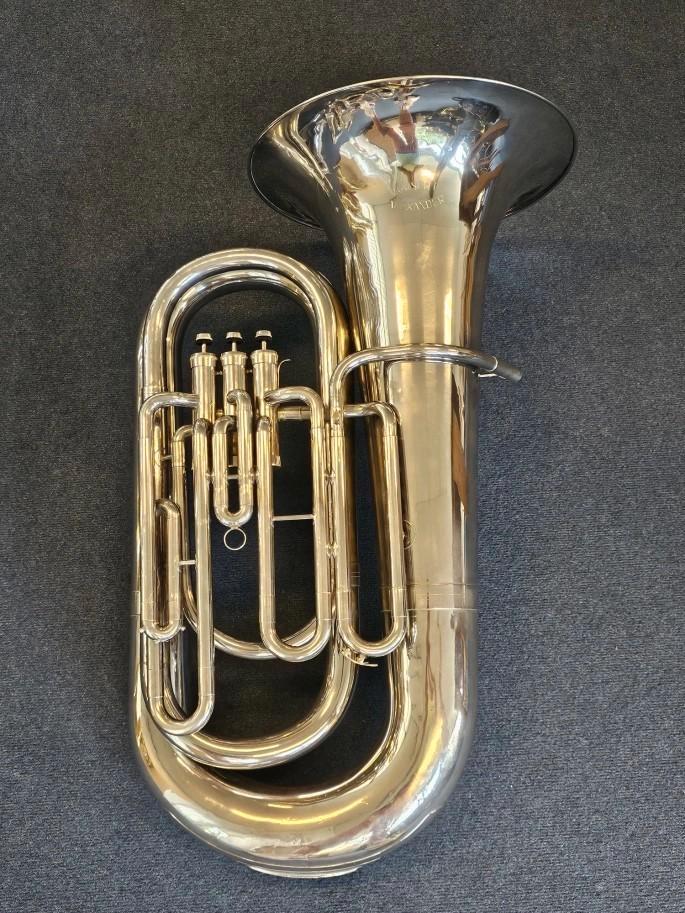 Kaiser F. Alexander/Schenkelaars 4/4 BBb Tuba, Musique & Instruments, Instruments à vent | Tubas, Utilisé, Tuba en si bémol, Enlèvement