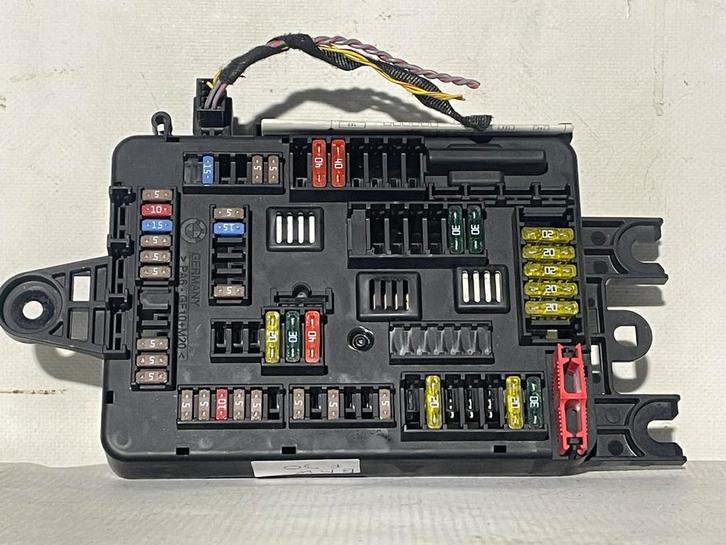 Boîtes à fusibles BMW  926111102, Autos : Pièces & Accessoires, Électronique & Câbles, BMW, Enlèvement