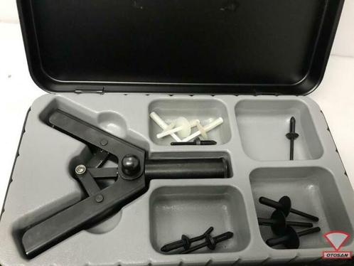 muller werkzeug plastic pompnageltang, Auto-onderdelen, Accu's en Toebehoren, Volkswagen, Gebruikt