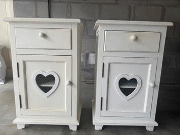 Paire de Tables de Chevet Style Shabby Chic beschikbaar voor biedingen