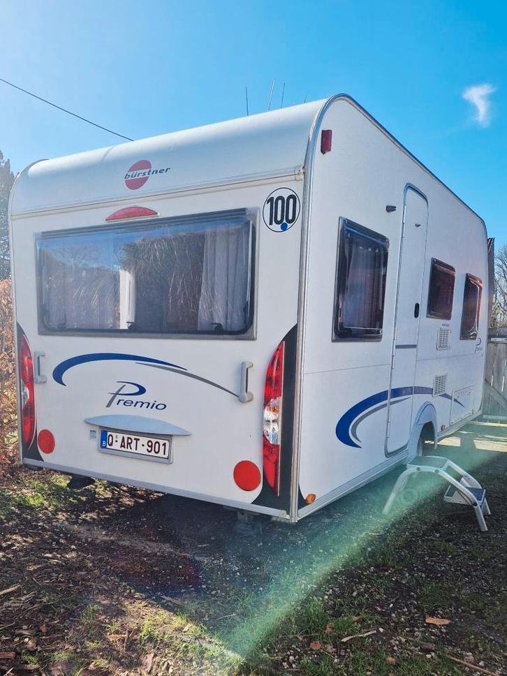 Bürstner Premio 435 TS (2010) – ruimte met mtm 1000kg!!, Caravanes & Camping, Caravanes, Particulier, jusqu'à 4, 750 - 1000 kg