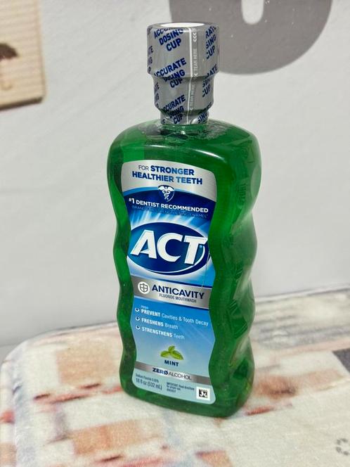 ACT Anticariës Fluoride Spoeling Munt mondspoeling 532ml, Handtassen en Accessoires, Uiterlijk | Mondverzorging, Nieuw, Overige typen