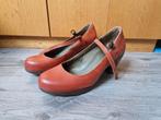 Schoenen El Naturalista, Ophalen