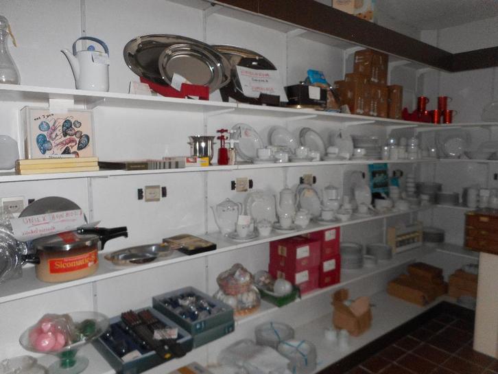 winkelrekken atelier-garage-berging...., Articles professionnels, Aménagement de Bureau & Magasin | Entrepôt, Rayonnage & Stockage