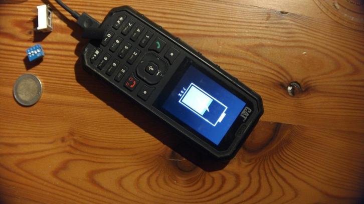 CAT Caterpillar B35 GSM 4G shockproof, Telecommunicatie, Mobiele telefoons | Overige merken, Gebruikt, Zonder abonnement, Zonder simlock
