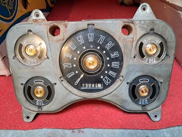 Packard Clipper 1955 instrumentenpaneel beschikbaar voor biedingen