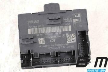 Deur module rechtsvoor VW Golf 7 5Q0959592E beschikbaar voor biedingen