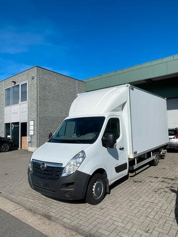 Opel movano met laadklep met 38000 kilometer beschikbaar voor biedingen