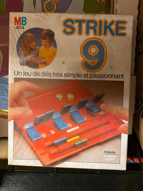 ② Strike 9 MB Milton Bradley jeu de société scellé NOS — Jeux de société