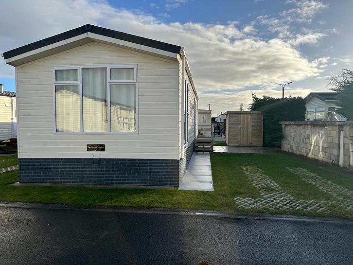 WILLERBY CHALET PREMIUM 1100x400/2@COSMOS MIDDELKERKE, Caravans en Kamperen, Stacaravans, Ophalen