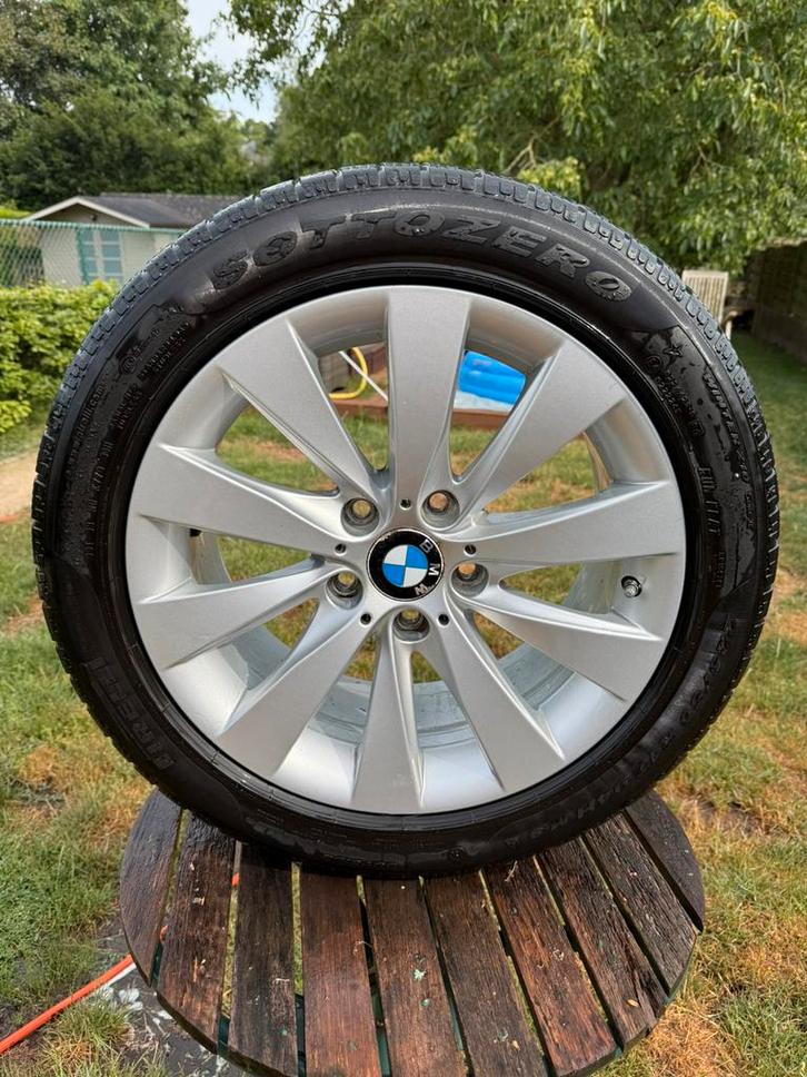 Bmw winterbanden pirelli sottozero op velg, Auto-onderdelen, Banden en Velgen, Velg(en), Winterbanden, 17 inch, 225 mm, Personenwagen