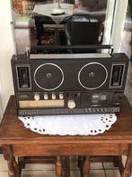 Vintage  radio en cassettespeler grundig RR2000, Antiek en Kunst, Ophalen