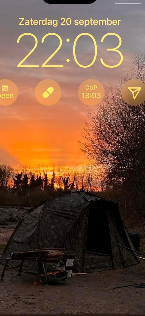 Nash titan hide xl camo pro & een 65lbs raptor motor, Watersport en Boten, Hengelsport | Karpervissen, Zo goed als nieuw, Ophalen