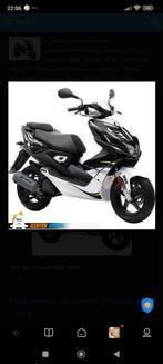 Op zoek naar Aerox 2014 rockerpanelen en -vloeren, Fietsen en Brommers, Ophalen, Zo goed als nieuw, Koplamp