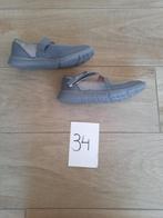 Pantoffels/ballerina’s maat 34, Ophalen