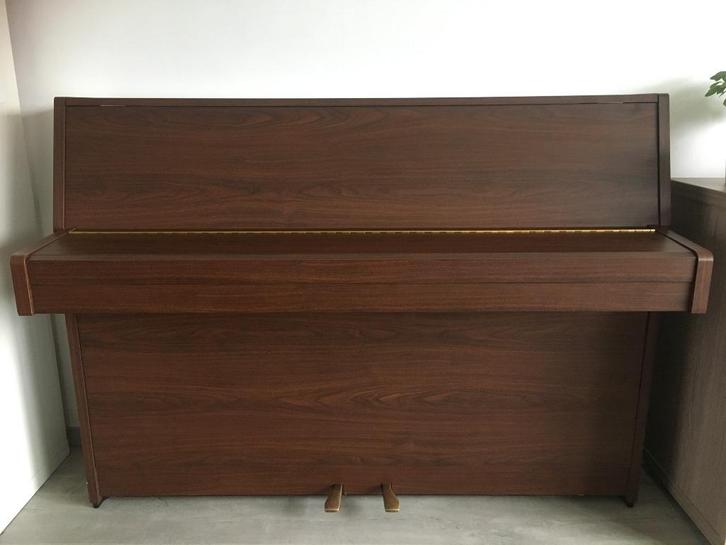 Piano Eterna ER 10 notenkleur, Muziek en Instrumenten, Piano's, Zo goed als nieuw, Piano, Bruin, Ophalen