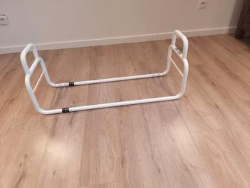 Handvaten voor aan bed.  beschikbaar voor biedingen