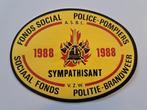 Autocollant vintage - Police du Fonds Social - Pompiers 1988, Collections, Comme neuf, Autres types, Enlèvement ou Envoi