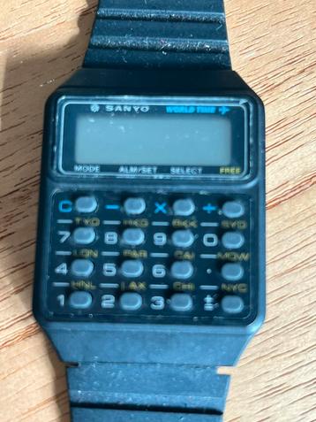 SANYO horloge met calculator world time beschikbaar voor biedingen