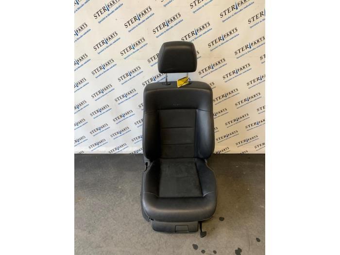 Stoel rechts van een Mercedes E-Klasse, Auto-onderdelen, Interieur en Bekleding, Mercedes-Benz, Gebruikt, 3 maanden garantie, Ophalen of Verzenden