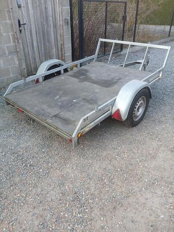 Verkoop goede remork voor brommers /fietsen  beschikbaar voor biedingen
