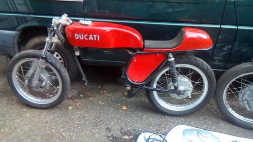 Projet Desmo Ducati 250cc, Motos, Motos | Oldtimers & Ancêtres, Enlèvement