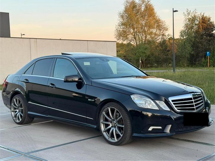 Vend où échange Mercedes classe E pack AMG, Auto's, Mercedes-Benz, Particulier, E-Klasse, ABS, Adaptieve lichten, Adaptive Cruise Control