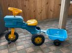 Oude retro speelgoed tractor, Ophalen