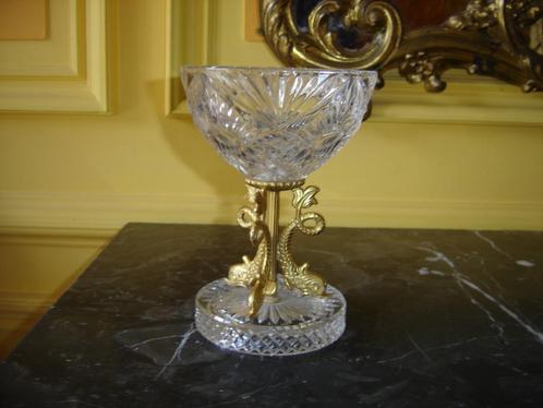 Magnifique coupe en cristal taillé aux dauphins doré, Antiek en Kunst, Antiek | Glaswerk en Kristal, Ophalen of Verzenden