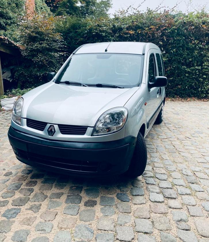 Renault kangoo 1.2i 16v in zeer goede staat., Auto's, Renault, Particulier, Kangoo, ABS, Airbags, Alarm, Bluetooth, Climate control