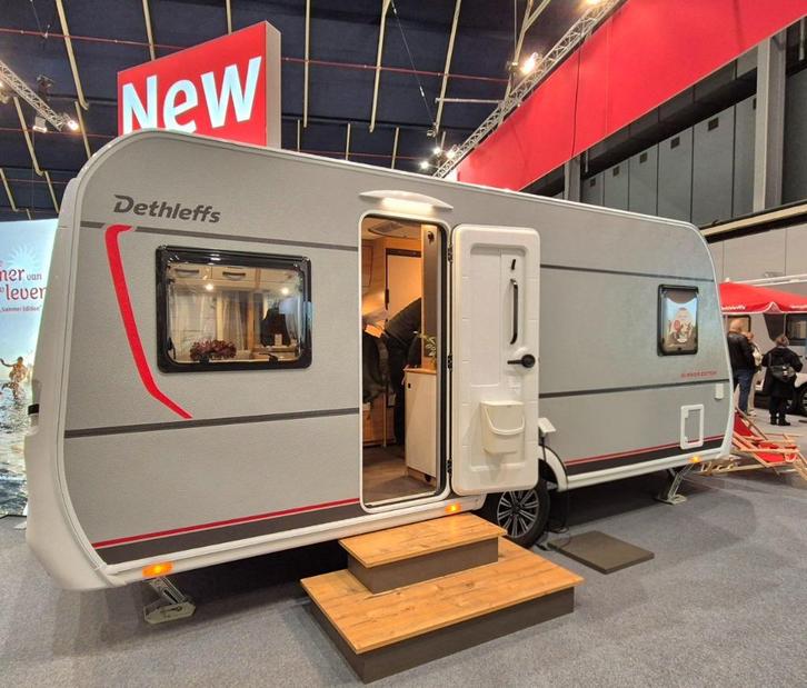 Dethleffs Grand Summer Edition 470 FR, Caravans en Kamperen, Caravans, Bedrijf, tot en met 4, 1250 - 1500 kg, Rondzit, Dethleffs