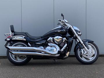Suzuki Intruder M1800R / Seatcover / nieuwstaat! / Historiek beschikbaar voor biedingen