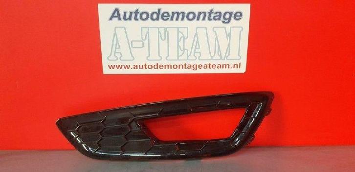 GRILLE Ford Focus 3 (01-2010/12-2019) (F1EJ15A299A1), Auto-onderdelen, Carrosserie, Ford, Gebruikt