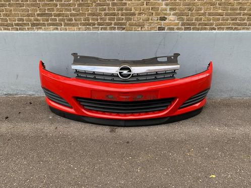 Voorbumper Opel Astra H GTC 2004 tot 2014 Rood bumper, Auto-onderdelen, Carrosserie, Bumper, Opel, Voor, Gebruikt, Ophalen of Verzenden