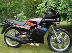 GEZOCHT… Honda mbx 80 of Nsr frame met belgische motopapiere, Motoren, Ophalen