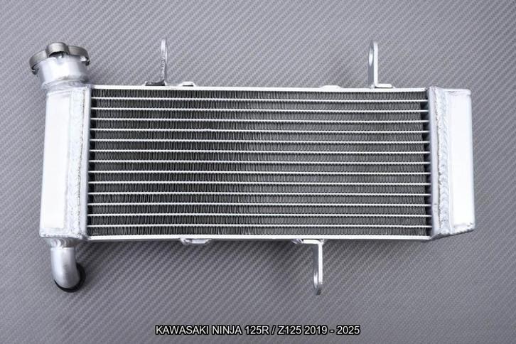 Radiateur Koeler AVDB KAWASAKI NINJA 125 R / Z125 2019 2025, Motoren, Accessoires | Overige, Nieuw, Ophalen of Verzenden
