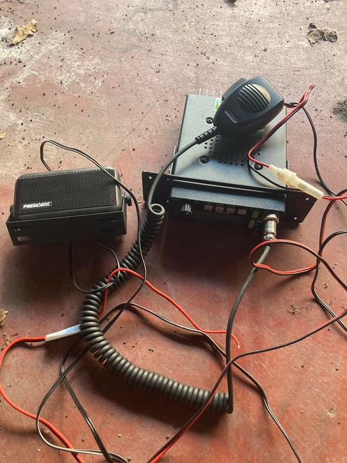 CB met magnetische antenne en toebehoren, Telecommunicatie, Zenders en Ontvangers, Gebruikt, Ophalen