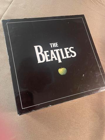 The Beatles original studio recordings box + 252 page book, CD & DVD, Vinyles | Pop, Enlèvement ou Envoi, Comme neuf
