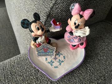 Disney  traditions mickey en minnie verloving NIEUW beschikbaar voor biedingen