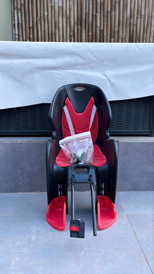 Kinderfietsstoeltje achter – zwart/rood, Fietsen en Brommers, Fietsaccessoires | Fietsstoeltjes, Gebruikt, Achterzitje, Ophalen