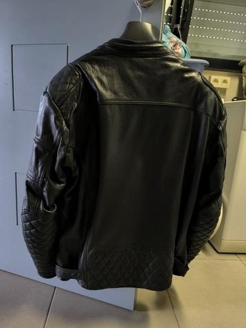 Mooie lederen motorvest voor Heren  beschikbaar voor biedingen