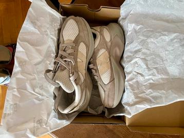 New Balance WRPD runner lichte en donkerbeige sneaker, nubuk beschikbaar voor biedingen