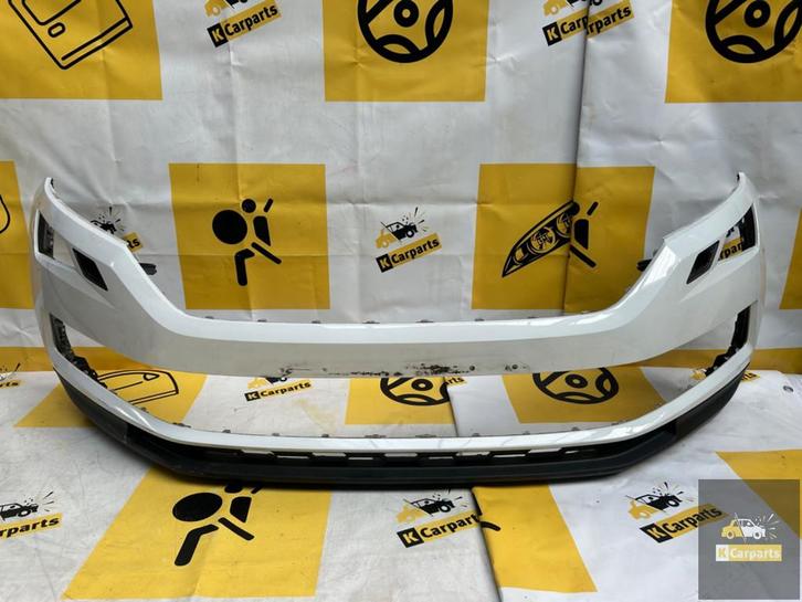 Skoda Kodiaq voorbumper 562807221 2016-Heden Bumper, Auto-onderdelen, Carrosserie, Bumper, Skoda, Voor, Gebruikt