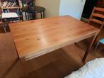 Houten tafel met 4 stoelen, Huis en Inrichting, Tafels | Eettafels, Ophalen, Gebruikt