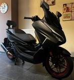 Honda forza 125 special edition „nieuwstaat”, Fietsen en Brommers, Scooters | Overige merken, Ophalen, Honda, 125 cc, Zo goed als nieuw