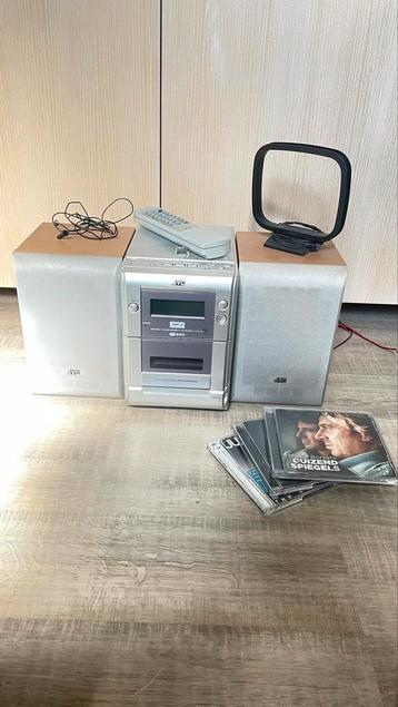 JVC Multiradio (met 3 cd’s)